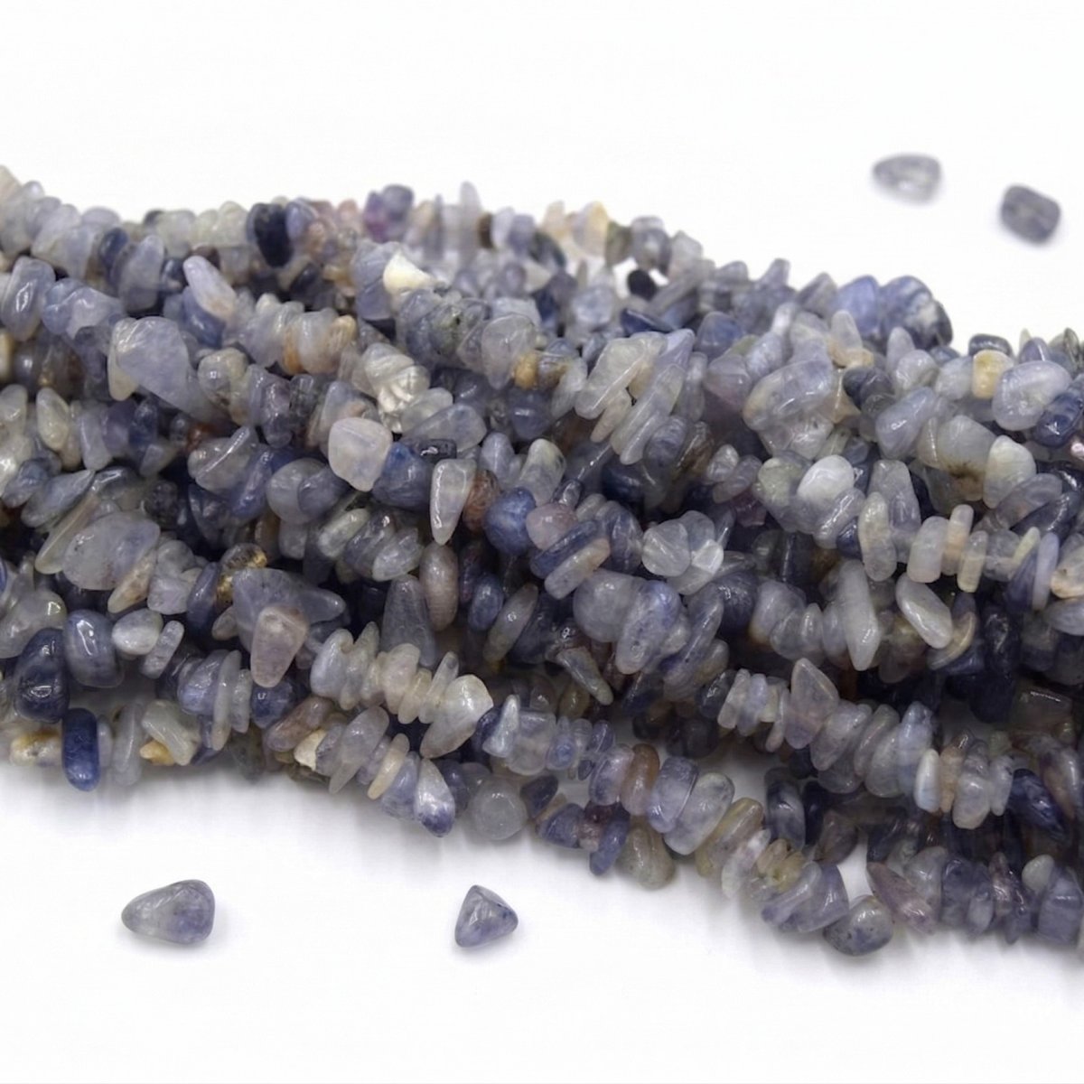 Perles chips Iolite naturelle bleu gris – Lot de 50 ou 100 unités – Image 2
