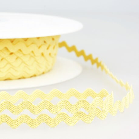 Serpentine unie jaune paille 8 mm